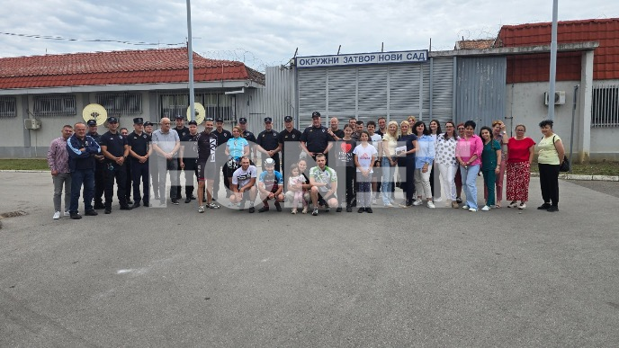 Mićunovićeva humanitarna vožnja